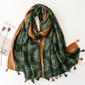 Sciarpa etnica bohémien con motivi mandala verdi e arancioni e frange decorative - Verde + Cornice Cachi (SL2212-007)