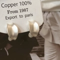 Französische matte silberne gewellte C-förmige Ohrringe aus 100% reinem Kupfer für Damen - Wellen-Twist-C-Form-Stil (A-675)