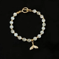 Pulsera de cuentas de ojo de gato con dije de cola de pez y cierre de barra en terciopelo - Pulsera con Cierre de T y Colgante de Cola de Pez