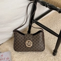 Bolso de hombro vintage marrón tipo montura con estampado de monograma M en cuero sintético - Marrón