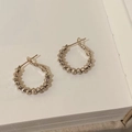 Boucles d'oreilles créoles torsadées géométriques rétro en finition dorée texturée - Crochet d'Oreille Rond à Perle Métallique Facettée (A-1204)