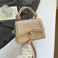 Elegante kaki minimalistische handtas met gouden gespen en een handvat met knoopdetail - Khaki