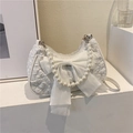 Borsa a tracolla bianca testurizzata con fiocco in organza e manico di perle chic - Bianco