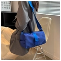 Bolso bandolera cilíndrico azul Klein de nailon con correa ancha y hebilla de plástico - Azul