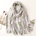 Détail du châle d'été vert menthe avec motifs verticaux abstraits et bords à franges - 180*90CM / Gris (SL2207-018)