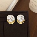 Orecchini a lobo minimalisti bicolore oro e argento in una scatola regalo di lusso - Orecchini a lobo tondi organici irregolari (A-993)