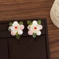Pendientes de flor en piedra natural con perlas artificiales y pétalos de colores vivos - Estilo de Flor de Piedra Natural Rosa(A-496)