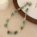 Handmade necklace with natural green stone chips, freshwater pearls and gold beads - Dark Green Chip Stone Style (B-632-绿色)
