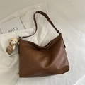 Grande borsa tote vintage in pelle marrone con simpatico ciondolo a forma di orso - con portachiavi / Marrone