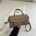 Piccola borsa a tracolla vintage in pelle PU kaki con manico superiore e patta elegante - Cachi