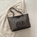 Deep coffee leather tote bag with M-letter logo pattern and large embossed emblem - No Pendant / Brown