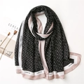 Sciarpa con stampa a lettere e design patchwork tricolore nero, rosa e bianco - Nero + Bordo Nude