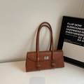 Bolso baguette marrón de hombro con asas dobles y cierre de giro metálico plateado - Marrón