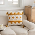 Boho kussenhoes met geel en wit tuften, geometrische patronen en kwastjes - XH1-2 / Kussensloop