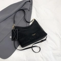 Bolso tote vintage negro con costuras en contraste, estuche extraíble y bandolera - Negro