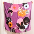 Etnische stijl vierkante sjaal met paarse basis en levendige roze bloemmotieven in inkt - 180*90CM / Paars
