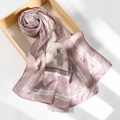 Bufanda larga de gasa en rosa palo y crema con estampado de lazos en bandeja de madera - 180*70 / 2# Rosa Viejo