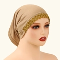 Turbante in jersey champagne per donna con bordo in pizzo all'uncinetto dorato - Cammello
