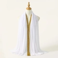 Détail d'une écharpe en mousseline blanche avec broderie de dentelle florale dorée raffinée - 170*70cm / Blanc