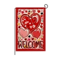 Bandiera da giardino con cuori rossi e scritta Welcome su un supporto di metallo - Cuori e Benvenuto (HYQ079-6)