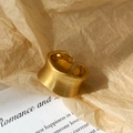 Macro detail of wide brushed gold adjustable ring on aesthetic background - Brushed Gold / Gold