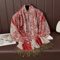 Dettaglio di sciarpa jacquard rossa con nappe premium e tessuto a trama spessa - 176*70cm / Borgogna