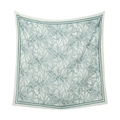 Elegante pañuelo cuadrado de poliéster con estampados de hojas verde azulado y borde - 110*110cm / Base Blanco Roto con Estampado de Hojas Verde Oscuro (45#)