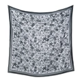 Bufanda cuadrada grande de poliéster con elegante estampado floral en blanco y negro - 110*110cm / Estrella floral blanco y negro (79#)