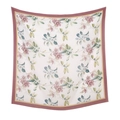 Flache Ansicht von floralem Seidenquadrattuch mit rosa Rand und Blättermuster - 110*110CM / Dunkelrosa-Gold Wellenkante Pastoral Floral (19#)