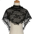 Élégant châle triangulaire en dentelle noire avec motifs floraux et pompons à franges - 140cmx50cm / Noir