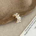 Ear cuff dorato con eleganti perle bianche e zirconi a taglio marquise di lusso - Stile Perla in Zircone Dorato (A-639)