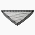 Dettaglio di scialle triangolare in pizzo nero con mesh a pois e bordi a ventaglio - 140x70cm / Nero