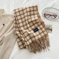 Sciarpa classica a quadri color terra con frange ed etichetta del marchio - Stile Nappina a Quadri / Bianco Sporco