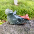 Figura de cabeza de dragón de 2 pulgadas tallada a mano en cristal natural de colores - Heliotropo