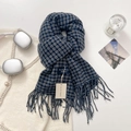 Μπλε και καφέ καρό πλεκτό κασκόλ με φούντες και αισθητικά αξεσουάρ καθημερινότητας - 65-180 / Ναυτικό Μπλε