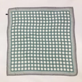 Foulard in seta a pois verde acqua con bordi a righe grigie e motivi bianchi - Verde Pavone / 70*70cm
