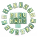 Set di 25 pietre runiche in avventurina verde lucida con simboli Futhark dorati - Avventurina Verde