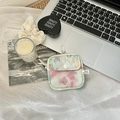 Quilted mini earphone pouch with macaron tie-dye print and metal hook detail - Oil Painting