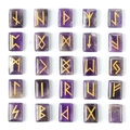 Poliertes Set aus Amethyst-Runensteinen mit goldenen nordischen Symbolen - Amethyst
