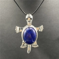 Ciondolo tartaruga argento con grande pietra naturale blu e cordino nero intrecciato - Lapislazzuli 1Pz