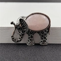 Pendentif éléphant argent antique avec grande incrustation de cristal rose ovale - Style Éléphant Quartz Rose