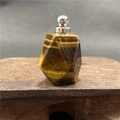 Ciondolo bottiglia di profumo sfaccettato in occhio di tigre con tappo in metallo lucido - Occhio di Tigre Con Tappo Argento / 1 Pezzo (Solo Ciondolo - Senza Catena)