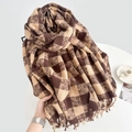 Écharpe à carreaux marron et beige avec franges et texture épaisse style laine - 180cmx68cm / Marron Foncé
