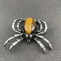 Spilla pendente a ragno in argento vintage con intarsio ovale in pietra occhio di tigre - Occhio di tigre