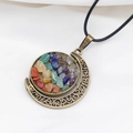 Collana con luna in bronzo con pietre di cristallo naturali colorate e cordino nero - Bronzo
