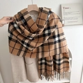 Classic checkered winter scarf with thick brown and black patterns and long tassels - 180cmx65cm / Khaki