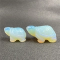 Due figurine di tartaruga in opalite artigianale in pietra preziosa traslucida - Un Albume D'uovo (sintetico) Da 38 Cm