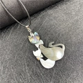 Ciondolo a forma di gatto in conchiglia di abalone con chiusura in argento S925 - Gatto Cangiante Seduto (Stile Gatto 3)