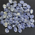 Mucchio di pietre naturali di sodalite ovale 15x20mm con venature blu e bianche - Diaspro a Macchie Blu