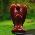 Polierte Schutzengel-Figur aus rotem Jaspis mit natürlichen Mineraltexturen - Roter Jaspis (2 Zoll Roter Jaspis 1 STK)